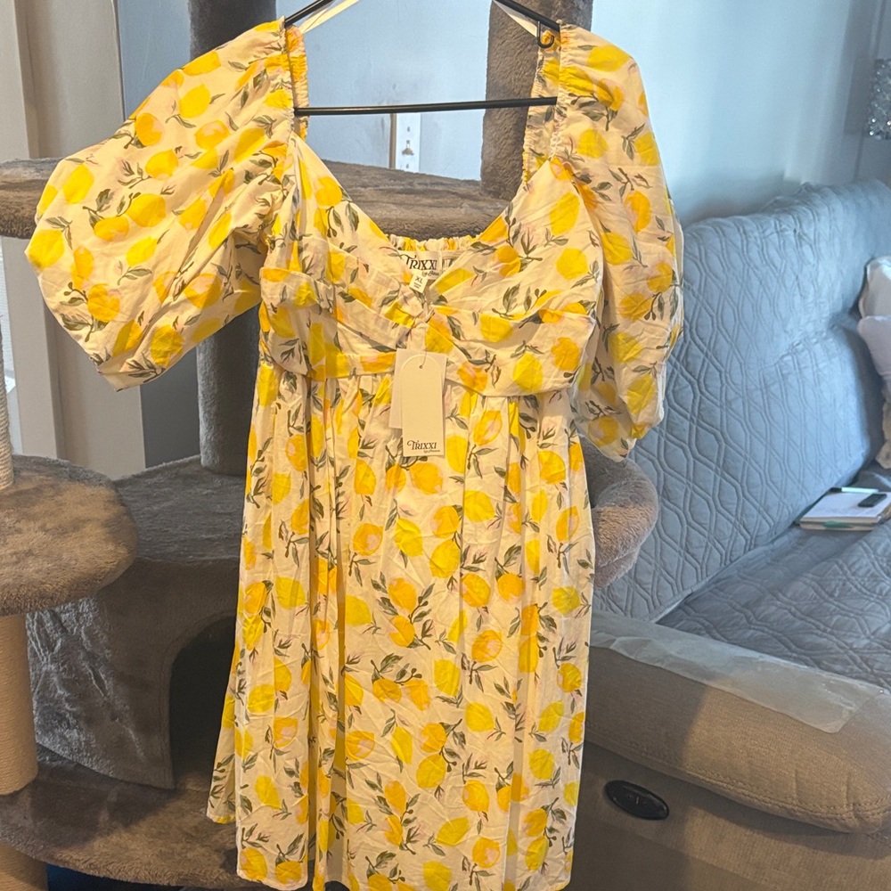 Trixxi Yellow Lemon-Print Puff Sleeve Dress